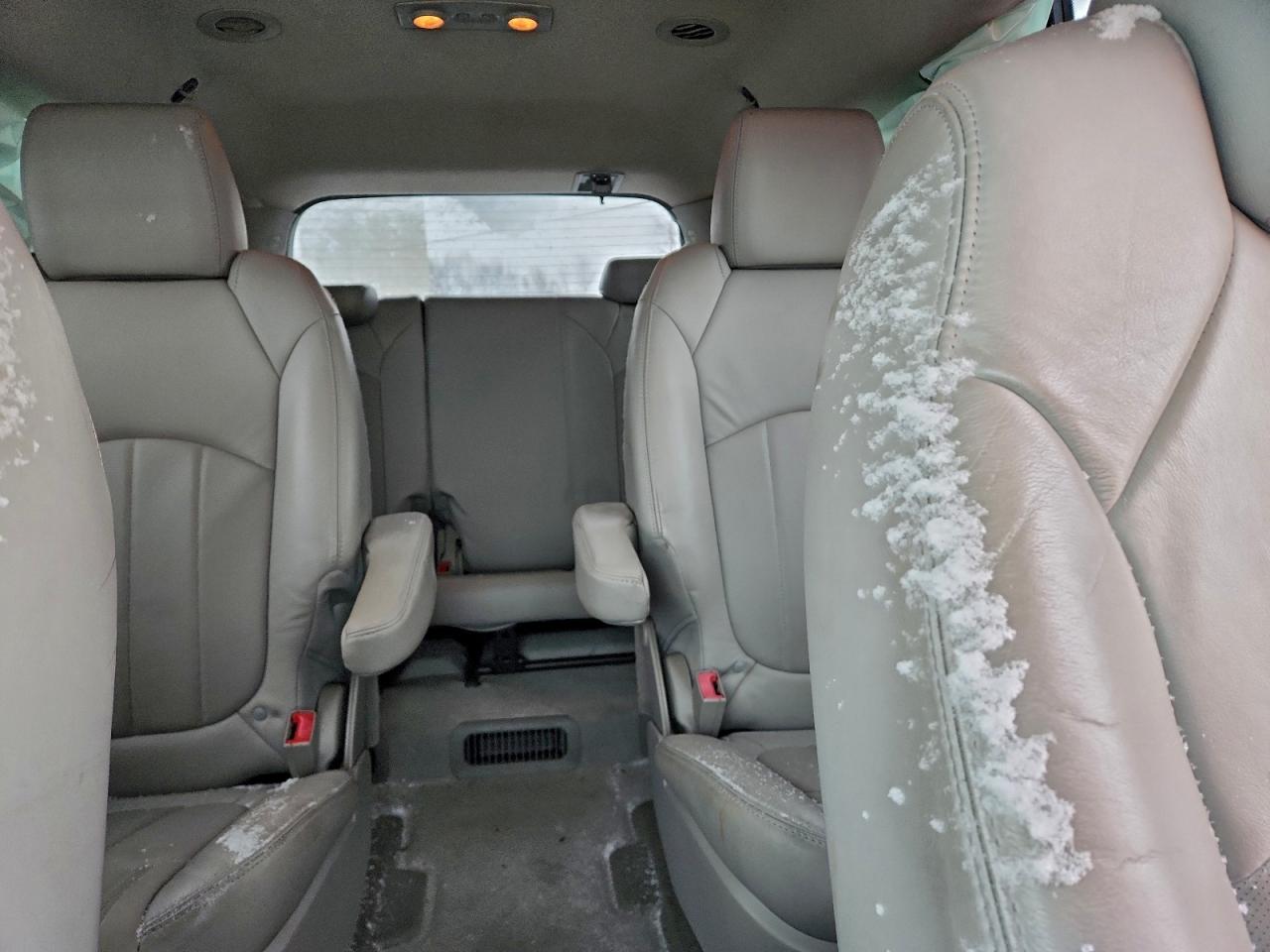 Buick Enclave Cxl Image 8