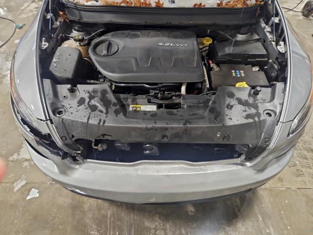 Jeep Grand Cherokee Latitude Image 12