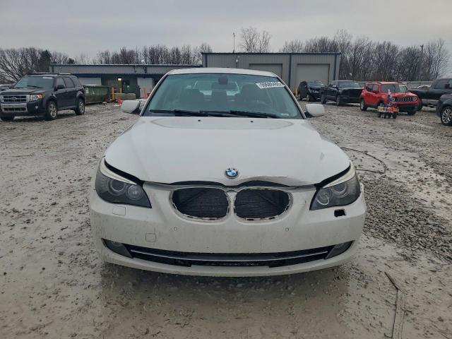 BMW 5 Series Xi Image 12