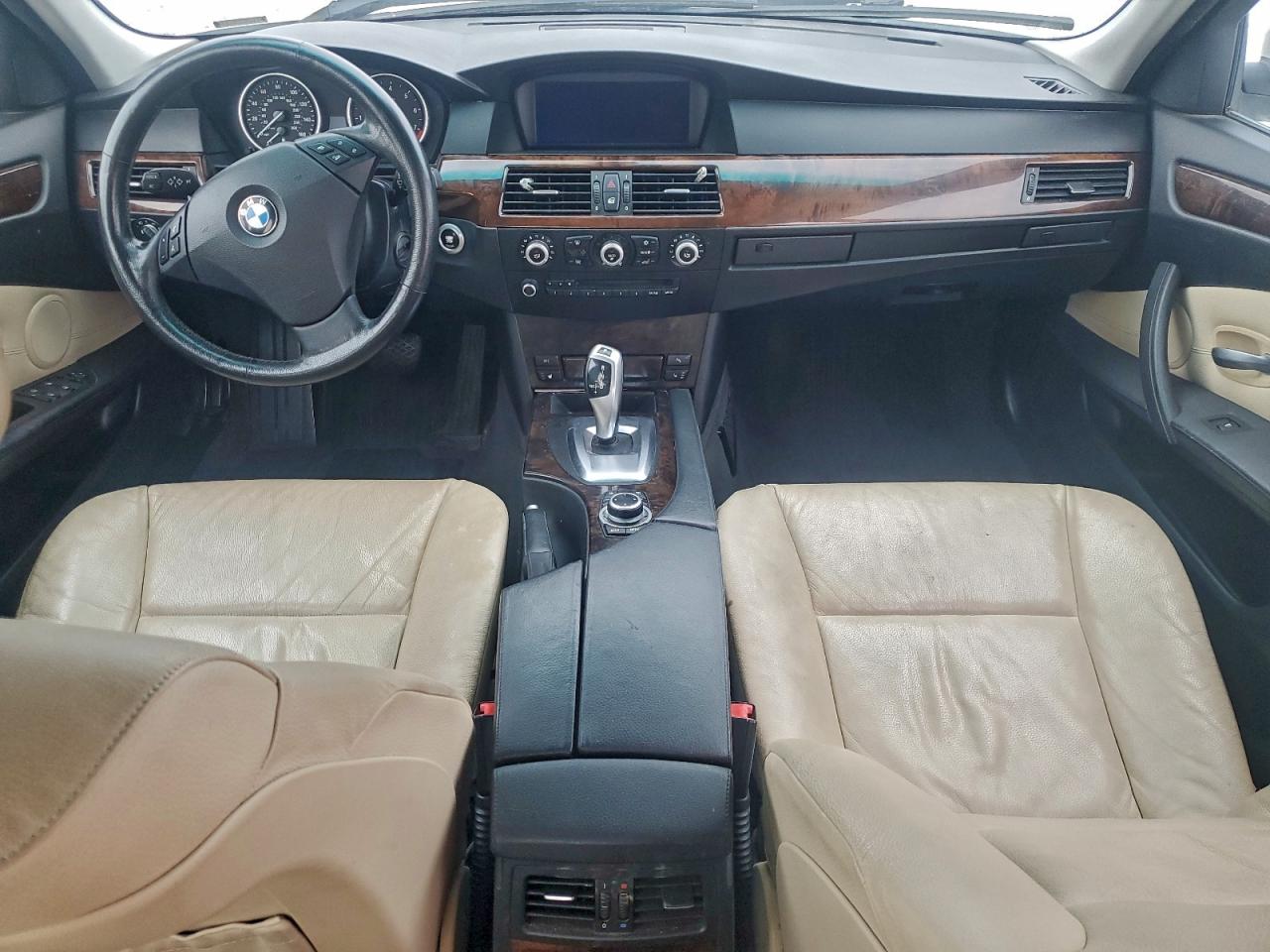 BMW 5 Series Xi Image 4