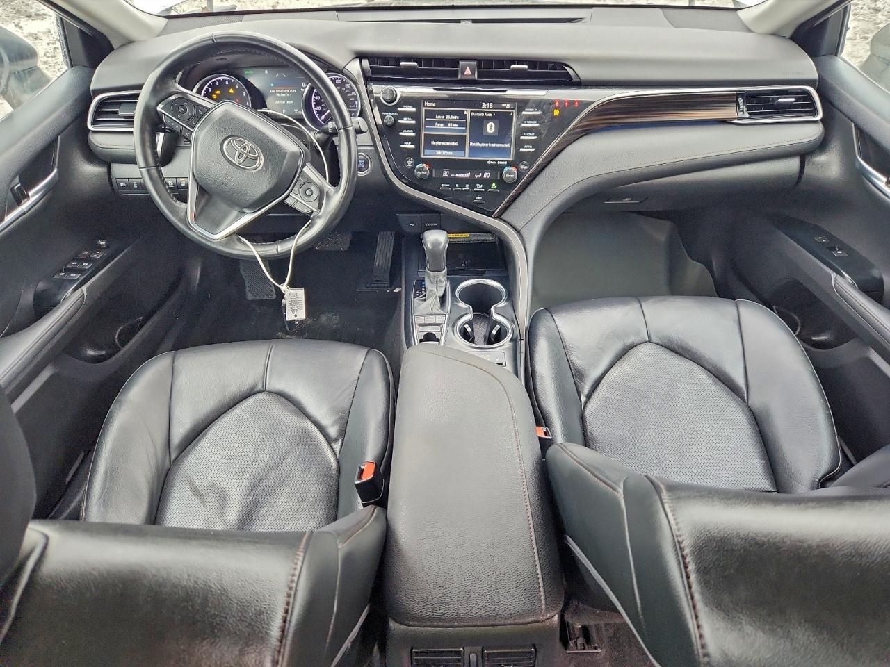 Toyota Camry Xle Image 5