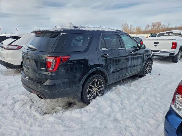 Ford Explorer Sport Image 2