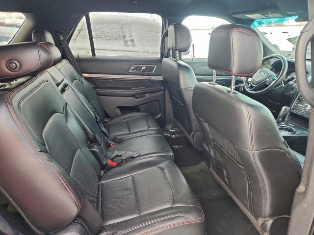 Ford Explorer Sport Image 11