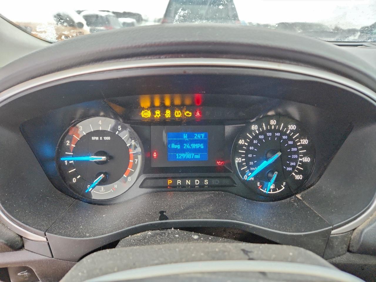 Ford Fusion S Image 6