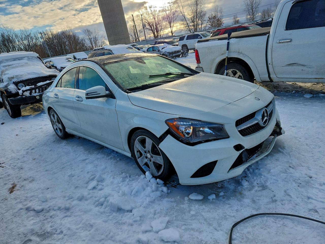 Mercedes-Benz Cla-class 250 4matic Image 12