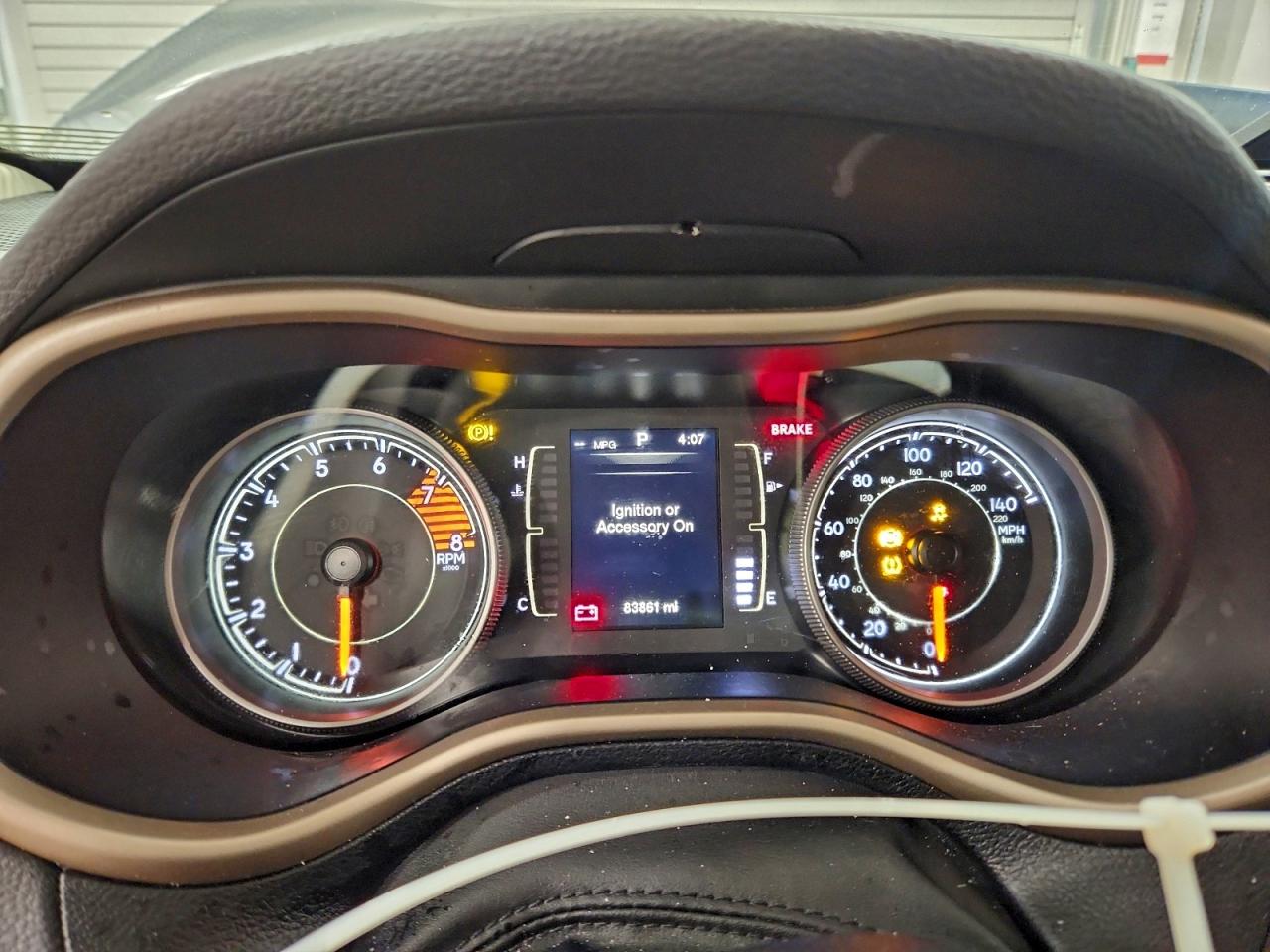 Jeep Grand Cherokee Latitude Image 9