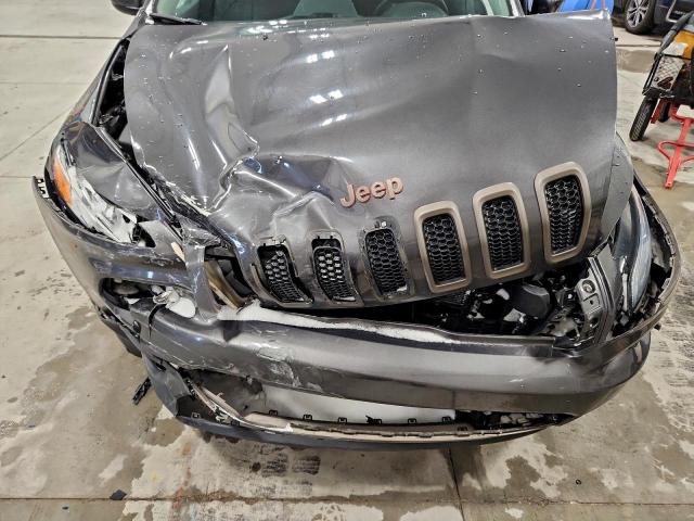 Jeep Grand Cherokee Latitude Image 13