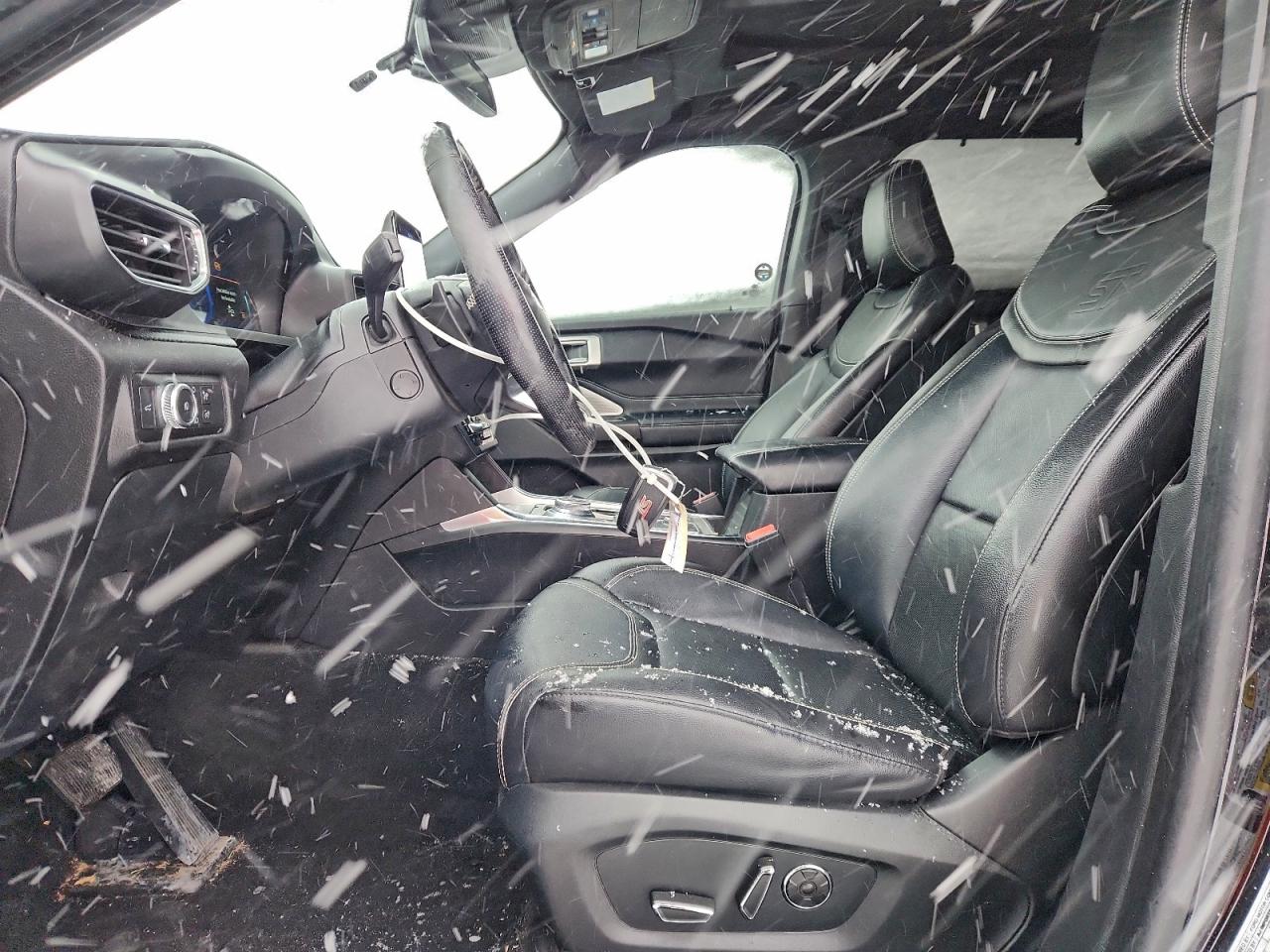 Ford Explorer St Image 6