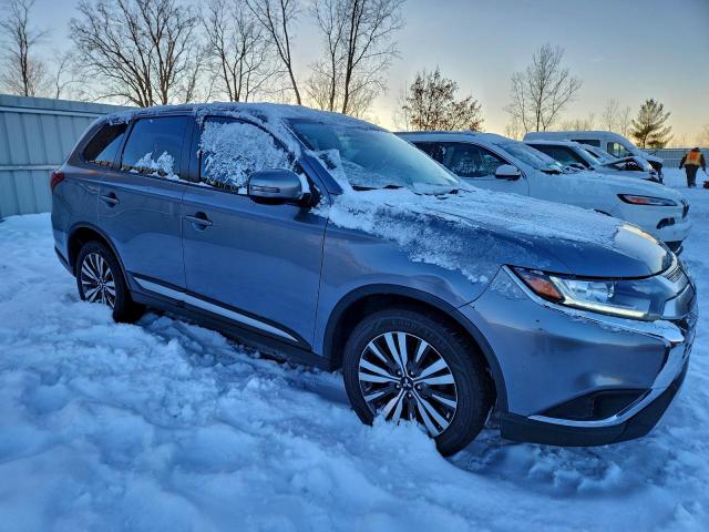 Mitsubishi Outlander Se Image 8