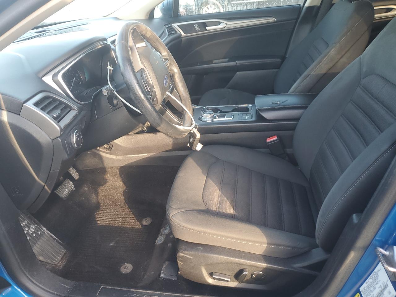 Ford Fusion Se Image 10