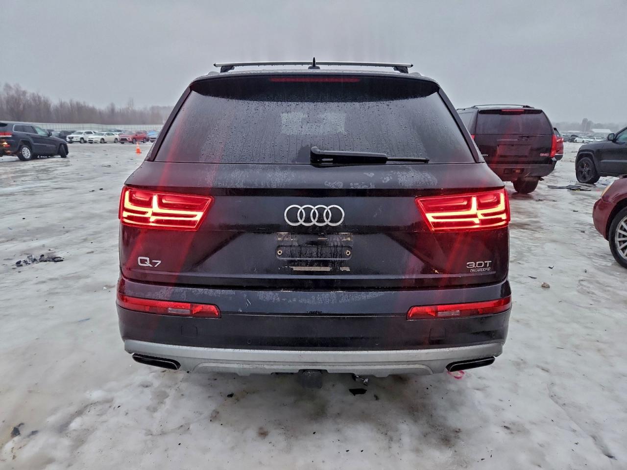 Audi Q7 Prestige Image 8