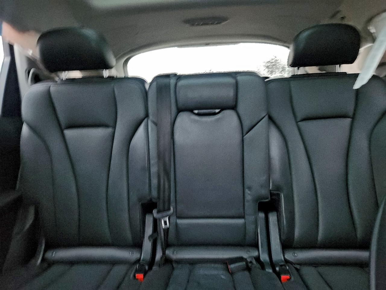 Audi Q7 Prestige Image 14