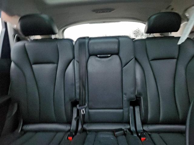 Audi Q7 Prestige Image 14