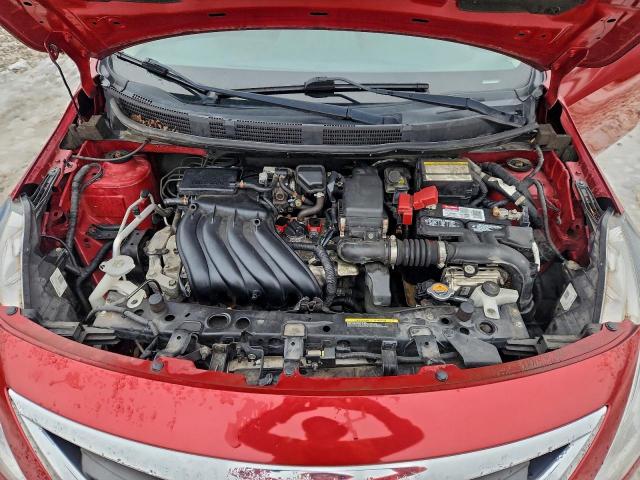 Nissan Versa S Image 10