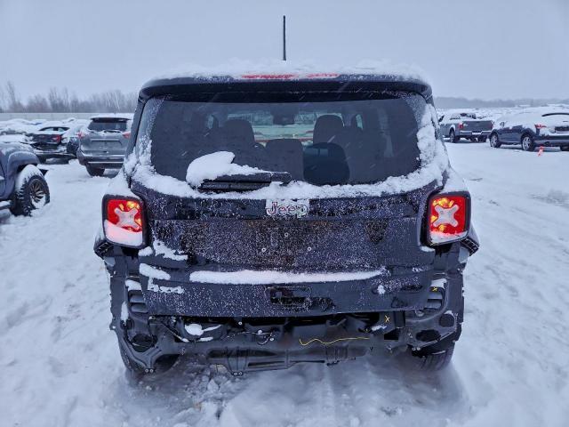 Jeep Renegade Latitude Image 3