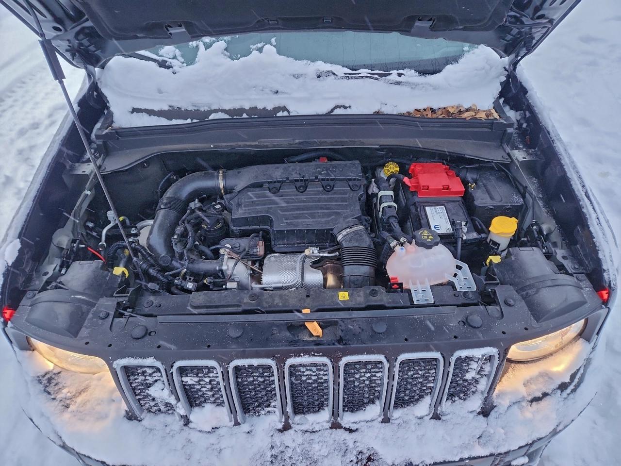 Jeep Renegade Latitude Image 13