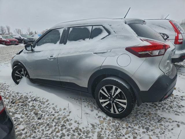 Nissan Kicks Sv Image 13