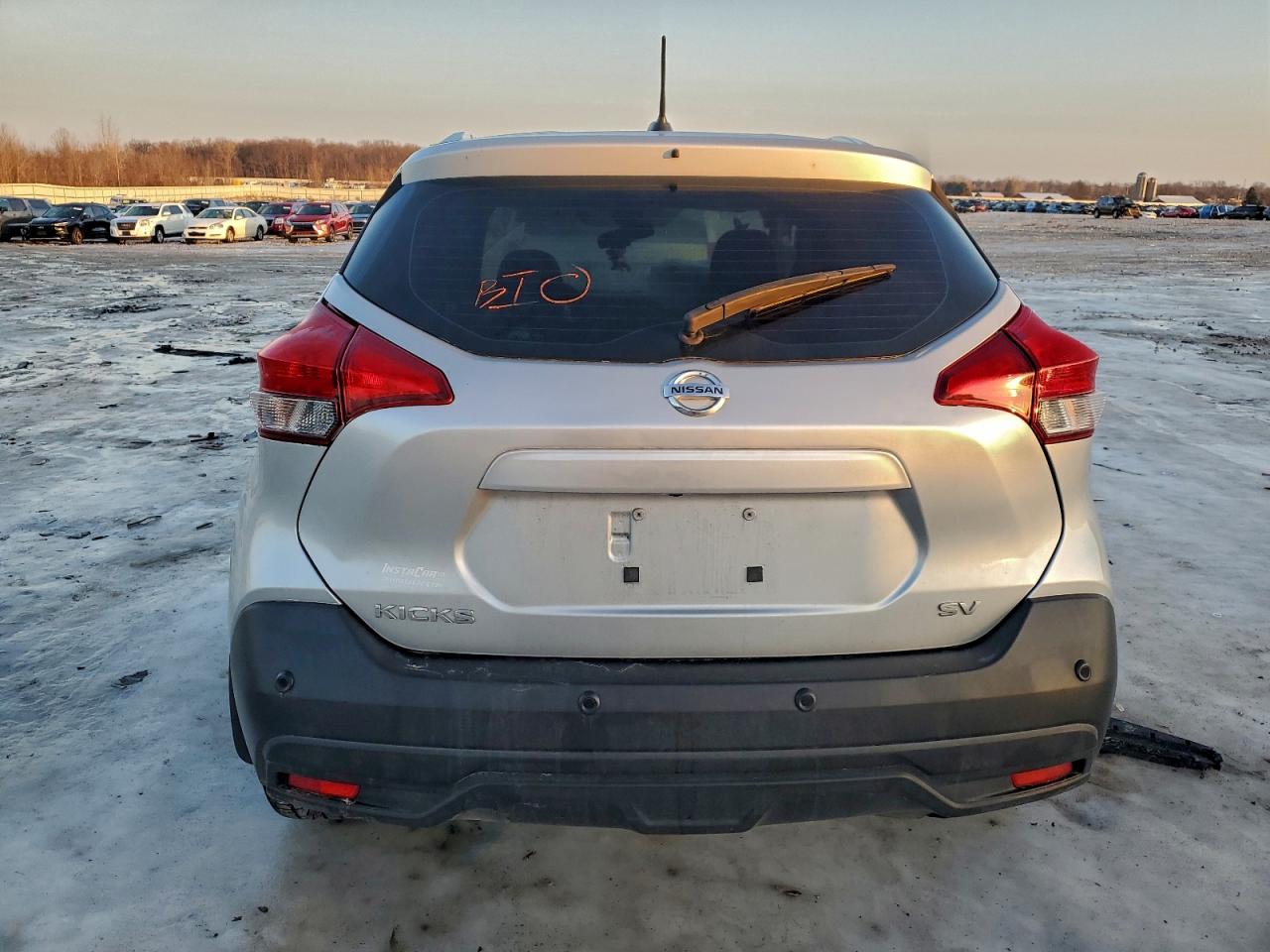 Nissan Kicks Sv Image 9