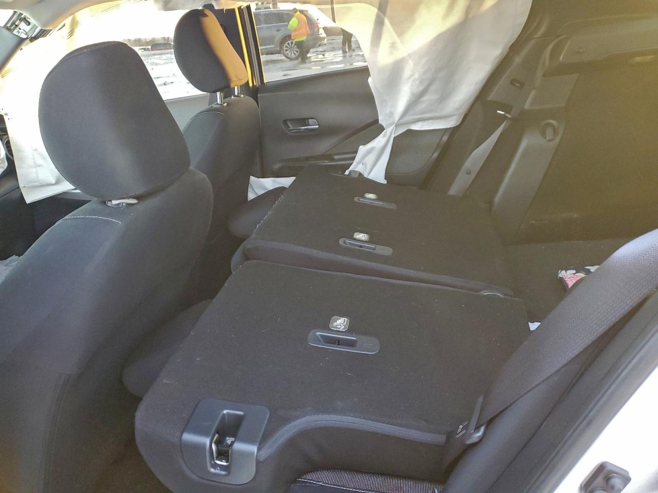 Nissan Kicks Sv Image 10