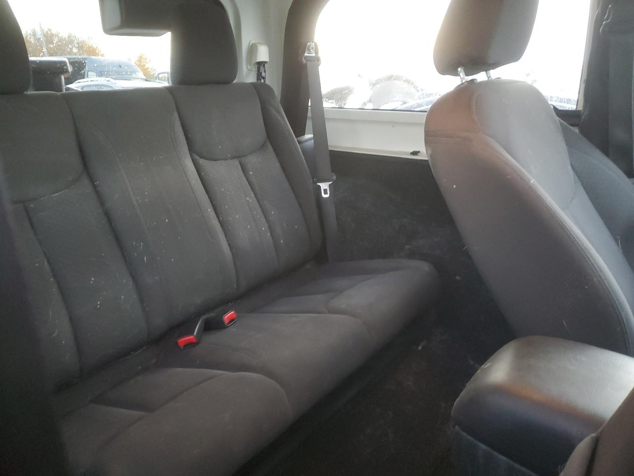 Jeep Wrangler Sport Image 2