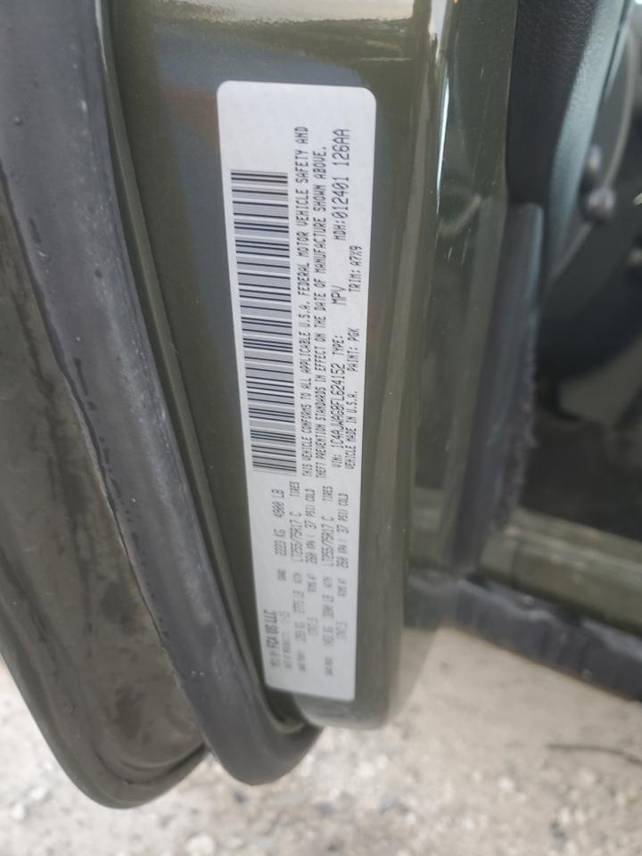 Jeep Wrangler Sport Image 4